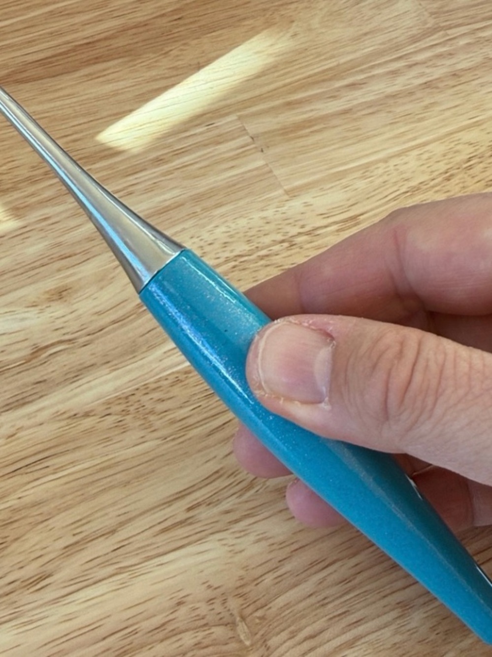 Discontinued FURLS Odyssey Crochet Hook Size G (4.0)